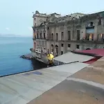 Albert\'S House